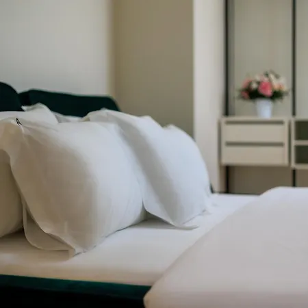 Arte Boutique ティラナ