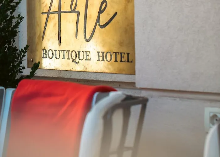 Arte Boutique ティラナ