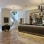 Arte Boutique 5* Tirana