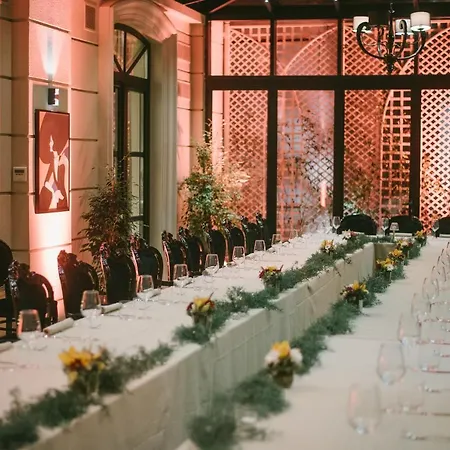 Arte Boutique 5* טיראנה